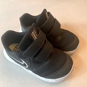 Nike Star Runner Sneaker - Toddler Boy